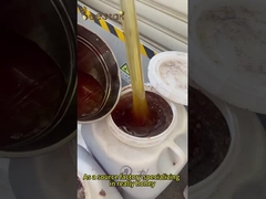 يتم إنتاج عسل طبيعي 100% فقط، ولا يوجد عسل مزيف للبيع على الإطلاق.